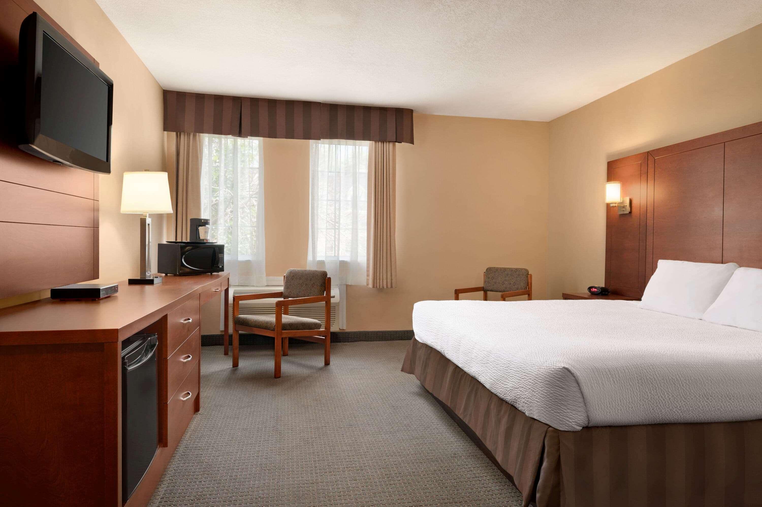 Days Inn By Wyndham Guelph Dış mekan fotoğraf