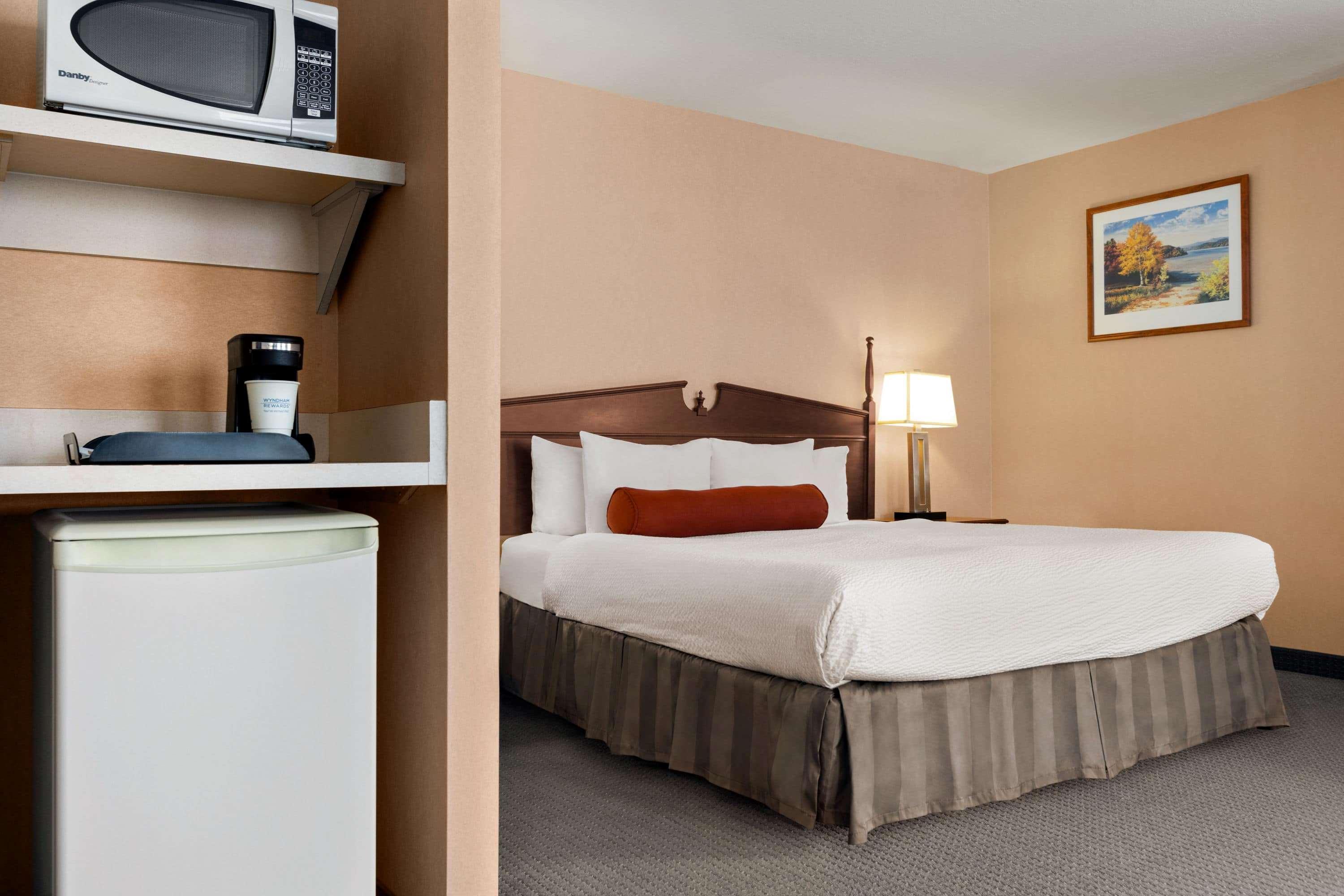Days Inn By Wyndham Guelph Dış mekan fotoğraf