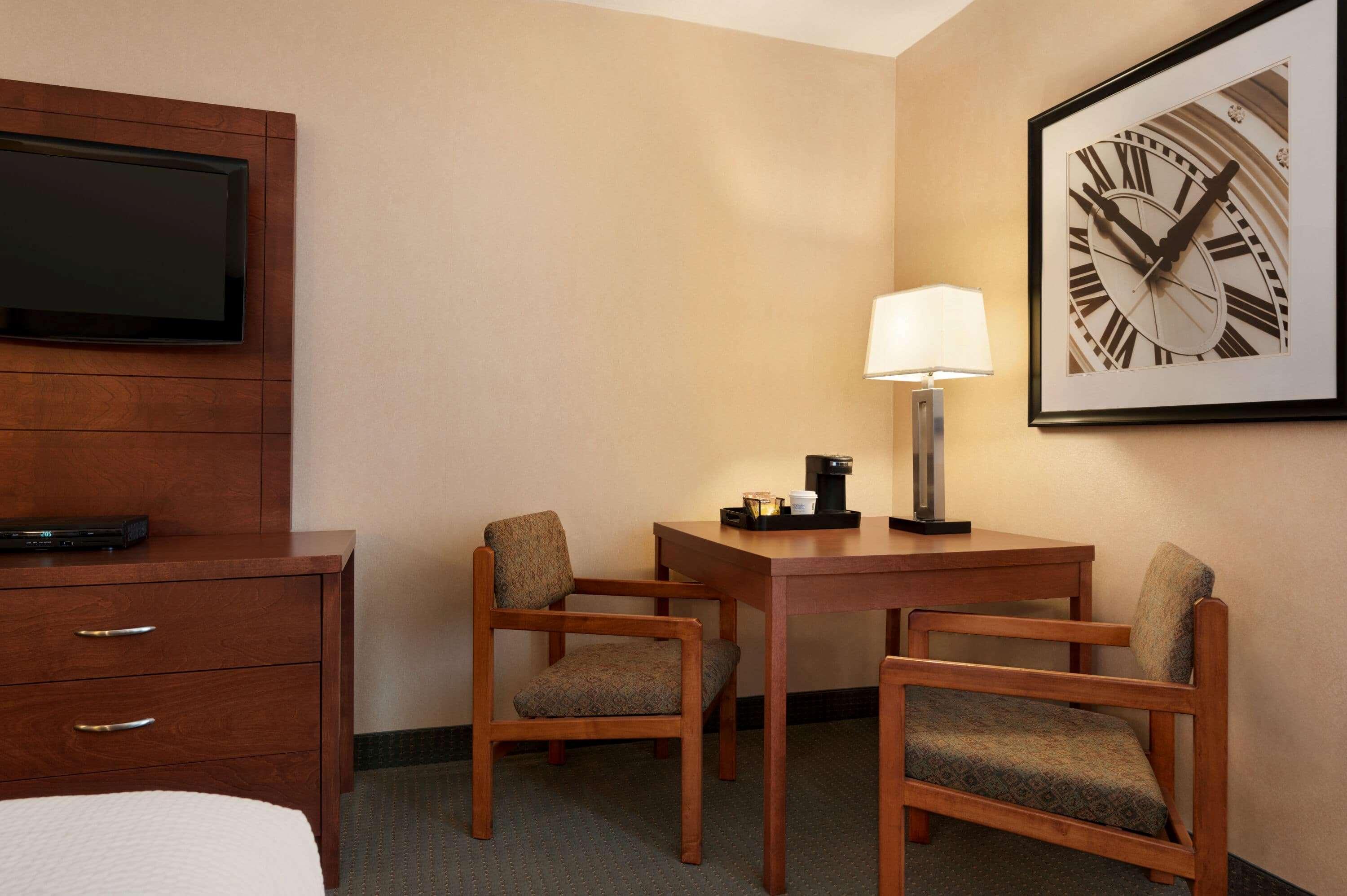 Days Inn By Wyndham Guelph Dış mekan fotoğraf