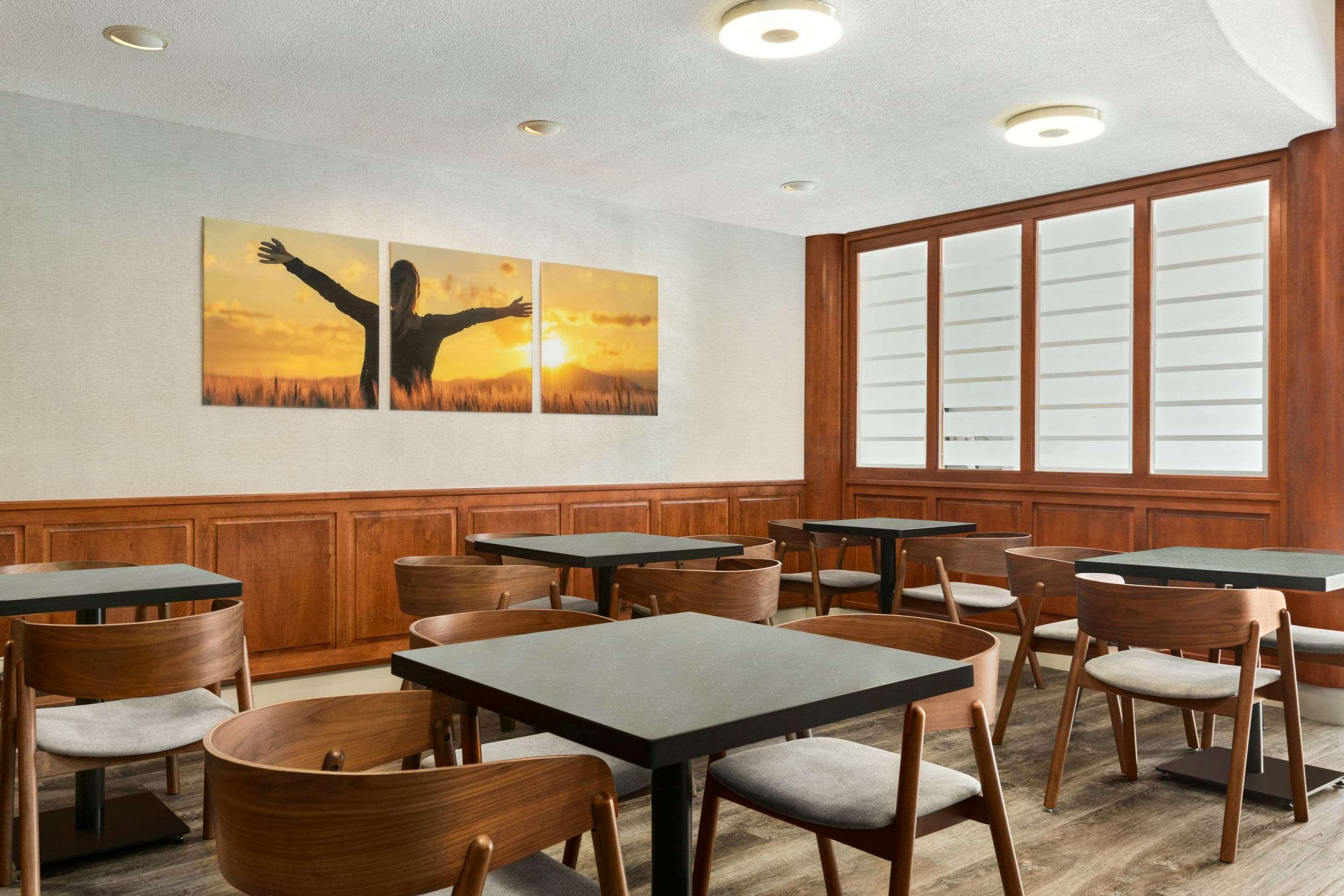 Days Inn By Wyndham Guelph Dış mekan fotoğraf